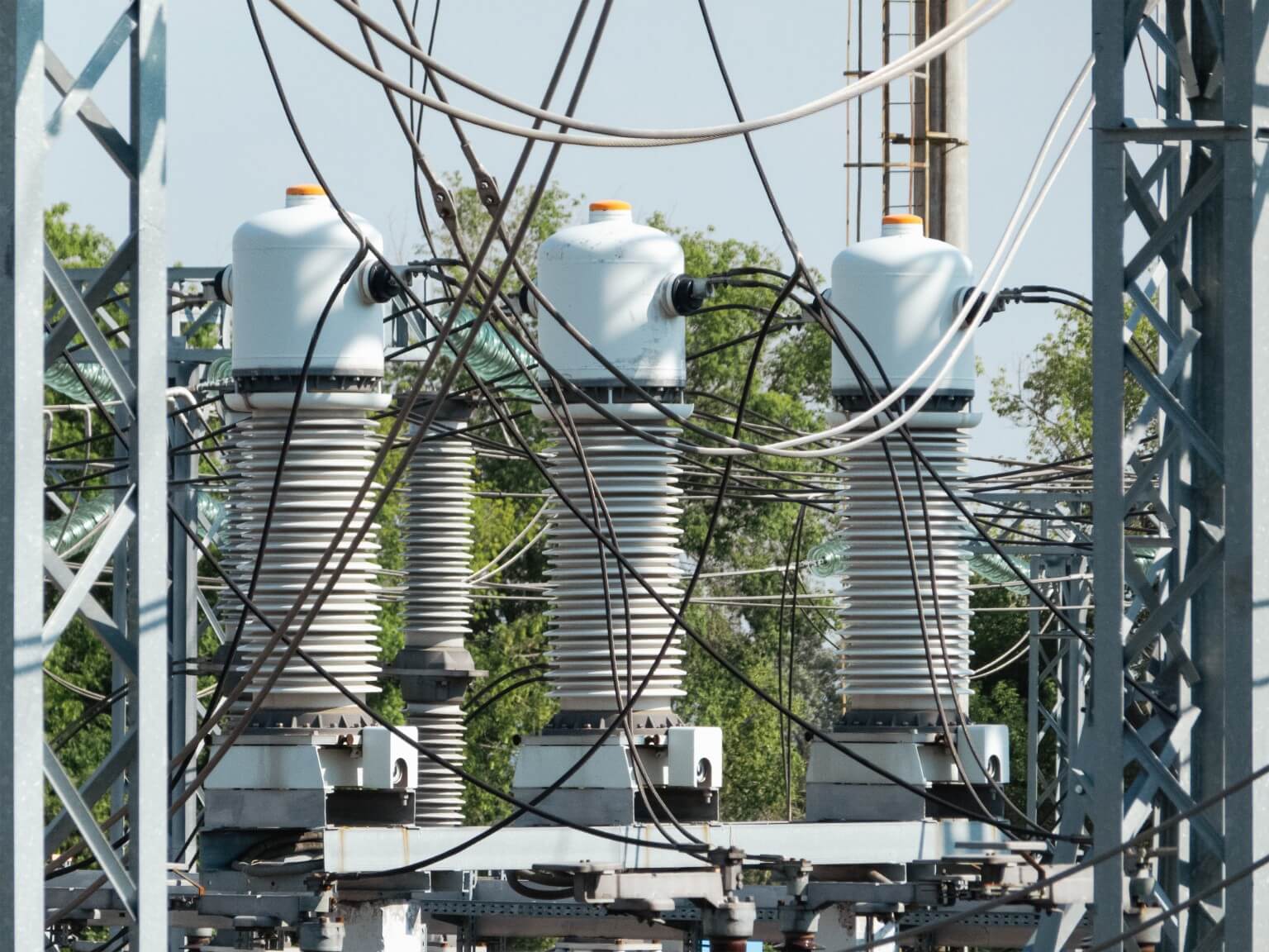 Power electrical infrastructure